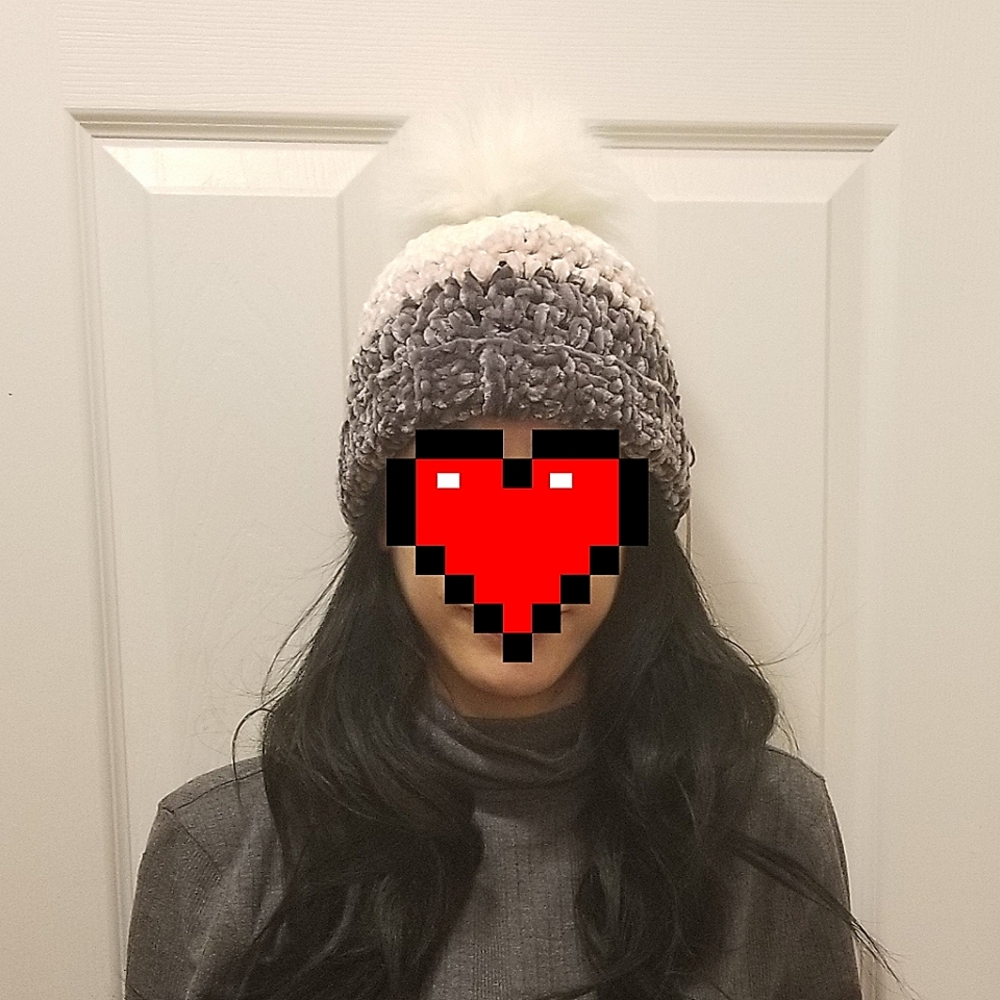 Tuque, One size, 100% polyester and real rabbit fur, multicolor